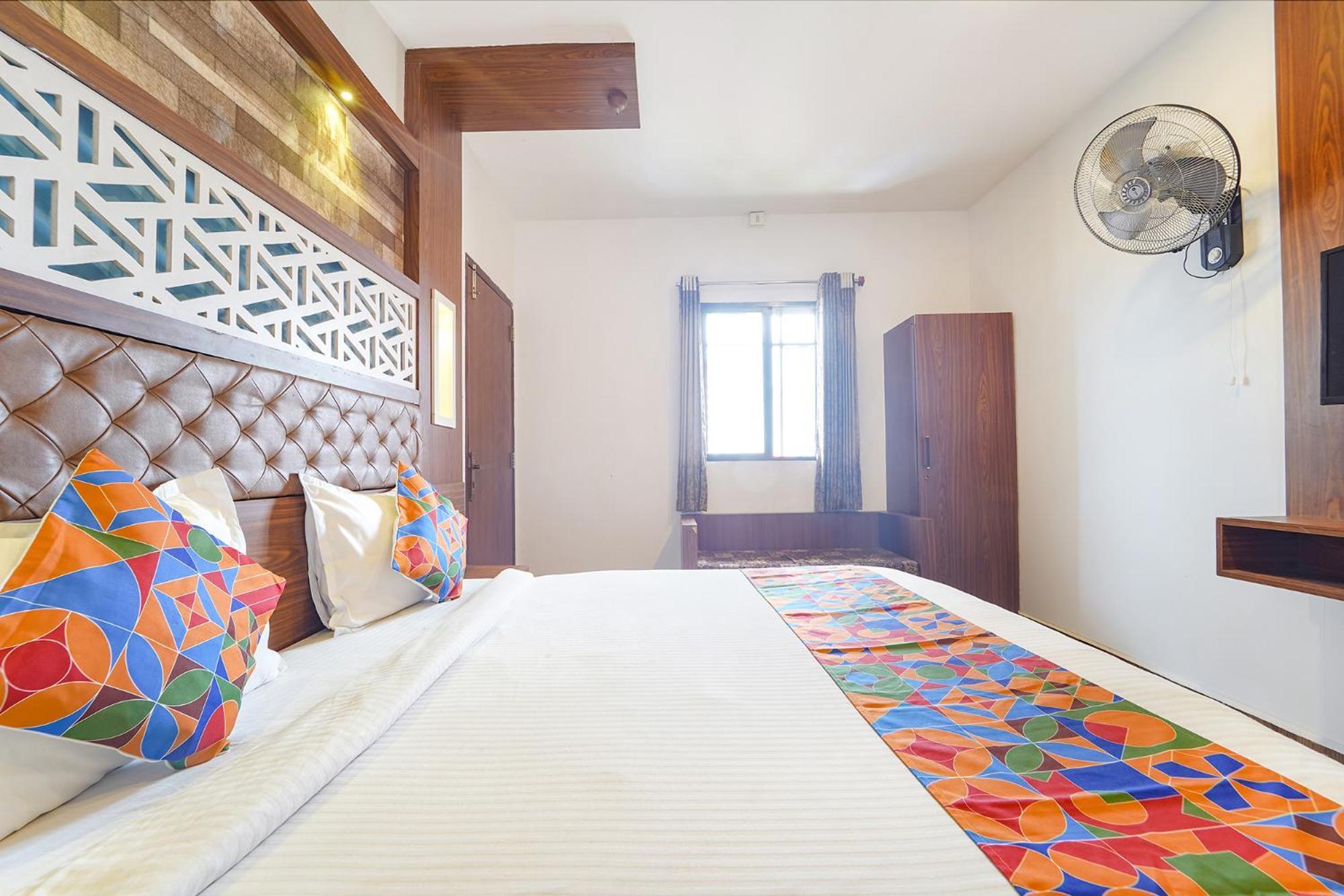 Fabhotel Qube - 800M From Ernakulam Junction South Railway Station Kochi Екстер'єр фото